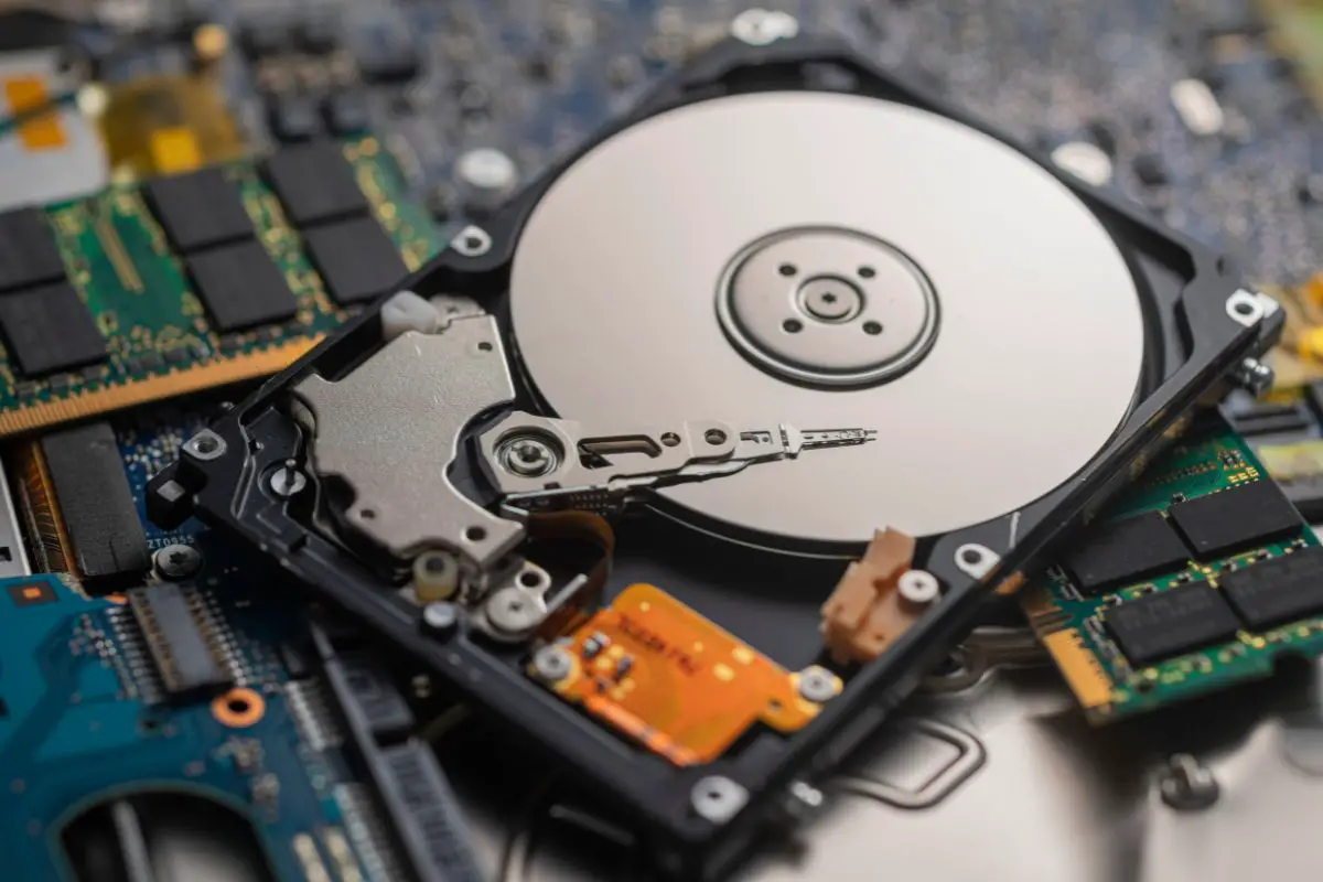 C Drive vs D Drive Their Differences in the Windows Operating System