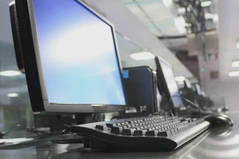 How to Check PC Power Consumption? (The Basic Guide)