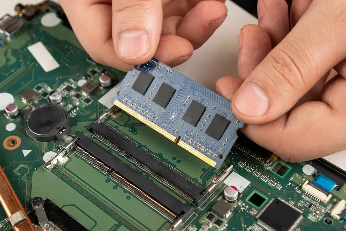 Installing RAM Chip to the Laptop