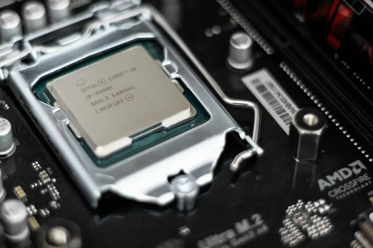 Intel Core i9 Processor on the AMD Crossfire Motherboard