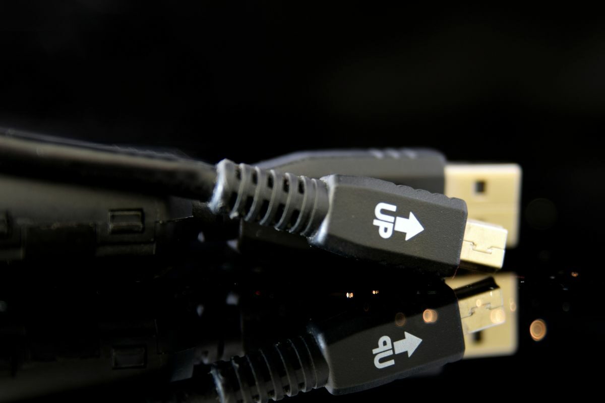 Mini Black USB Cable