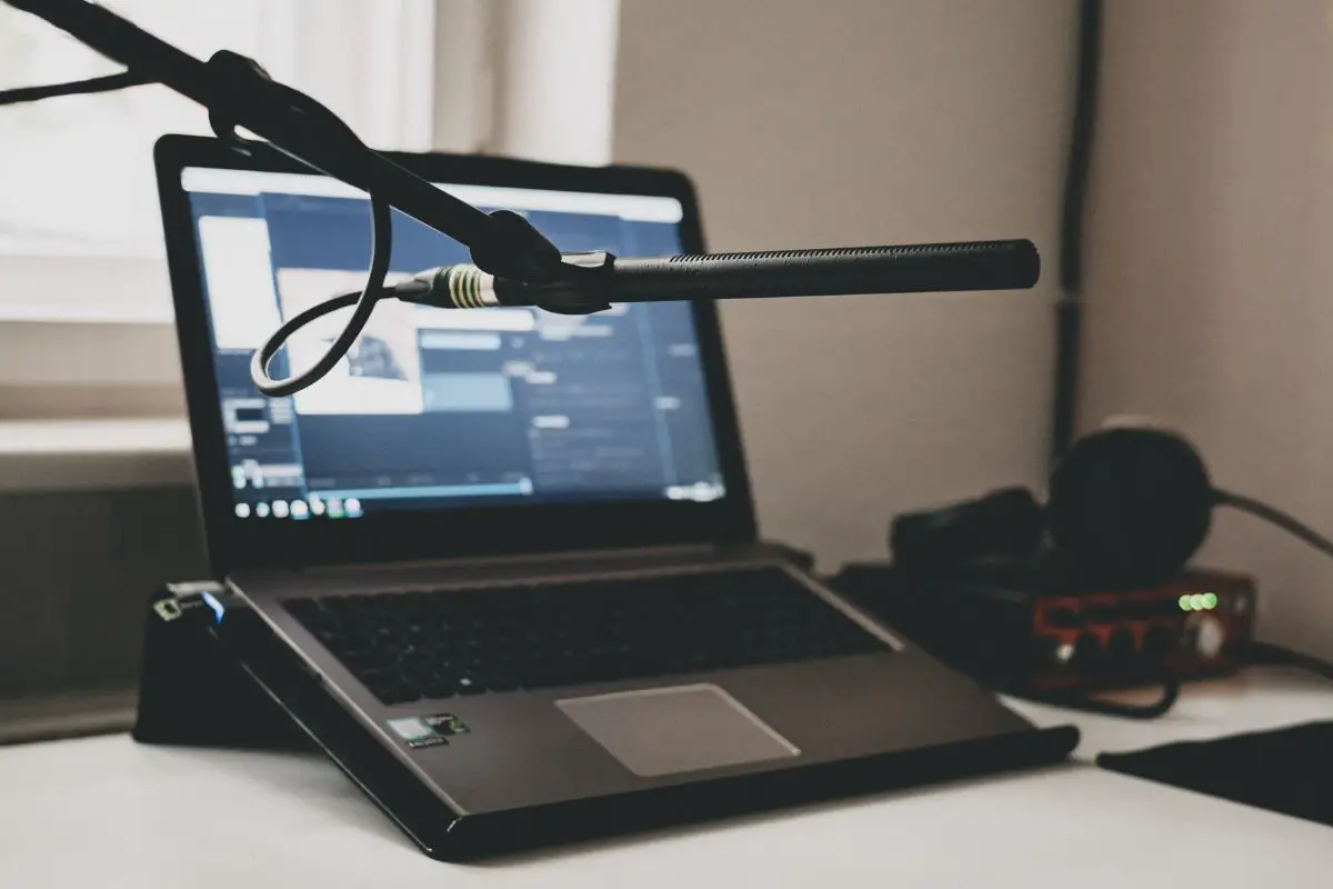 How to play music through mic in windows the complete guide cpu